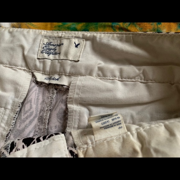 AMERICAN EAGLE black & white tribal print chino shorts - Picture 3 of 3